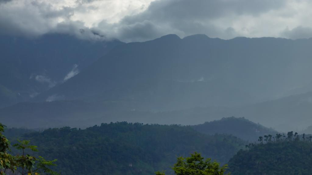 Homestay Namaha Meppadi ภายนอก รูปภาพ